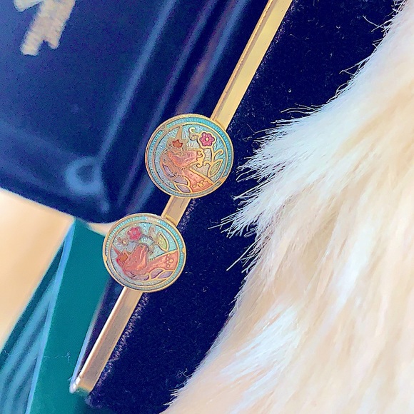 HP✨RARE Antique1970’s Cloisonné Jewelry Set, Mystical Unicorn Locket+Earring Set - Picture 4 of 17